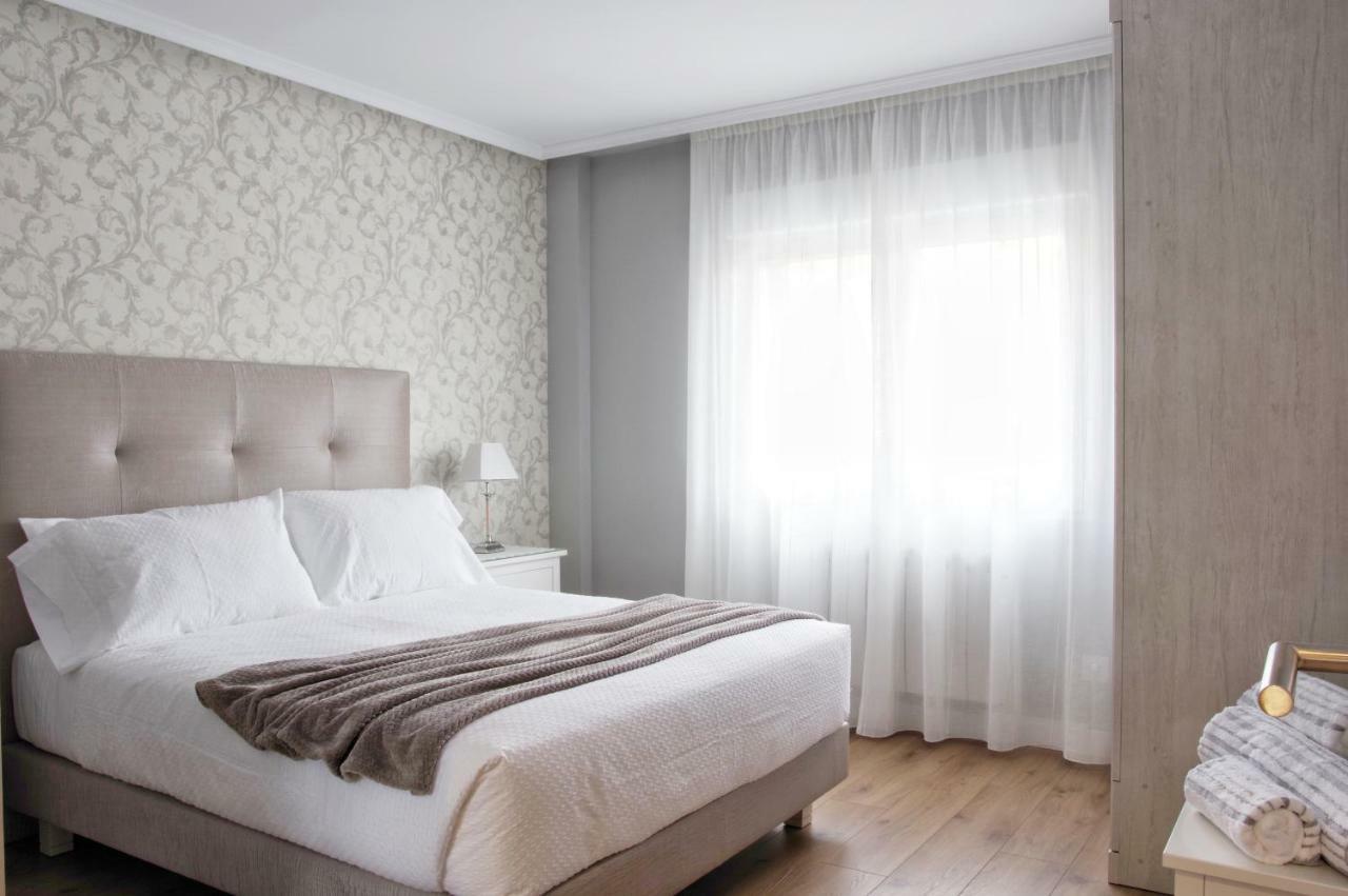 Apartamento Bahia San Lorenzo Gijon Bagian luar foto