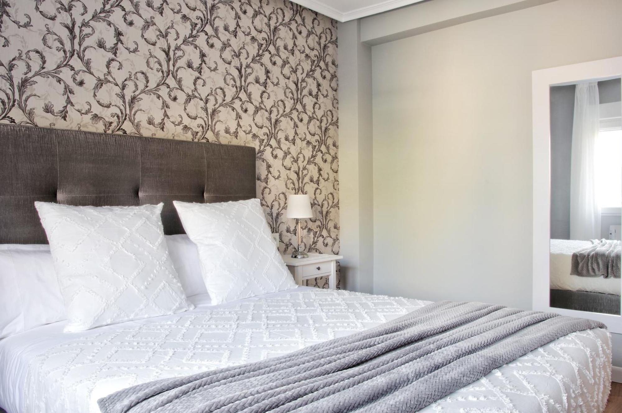Apartamento Bahia San Lorenzo Gijon Bagian luar foto